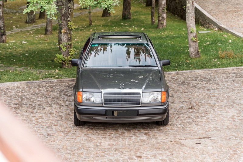 1988 Mercedes Benz 300CE